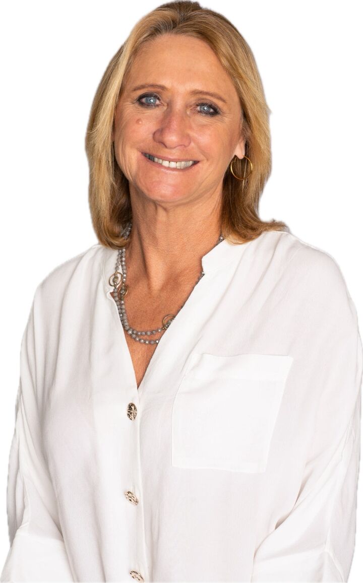 Julie McDaniel, Real Estate Salesperson in Ventura, Masters