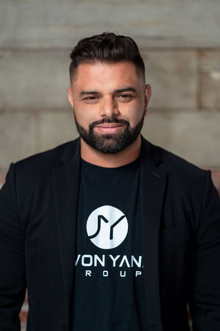 Jovon Yanez, Real Estate Salesperson in Rancho Cucamonga, PrimeTime Realtors