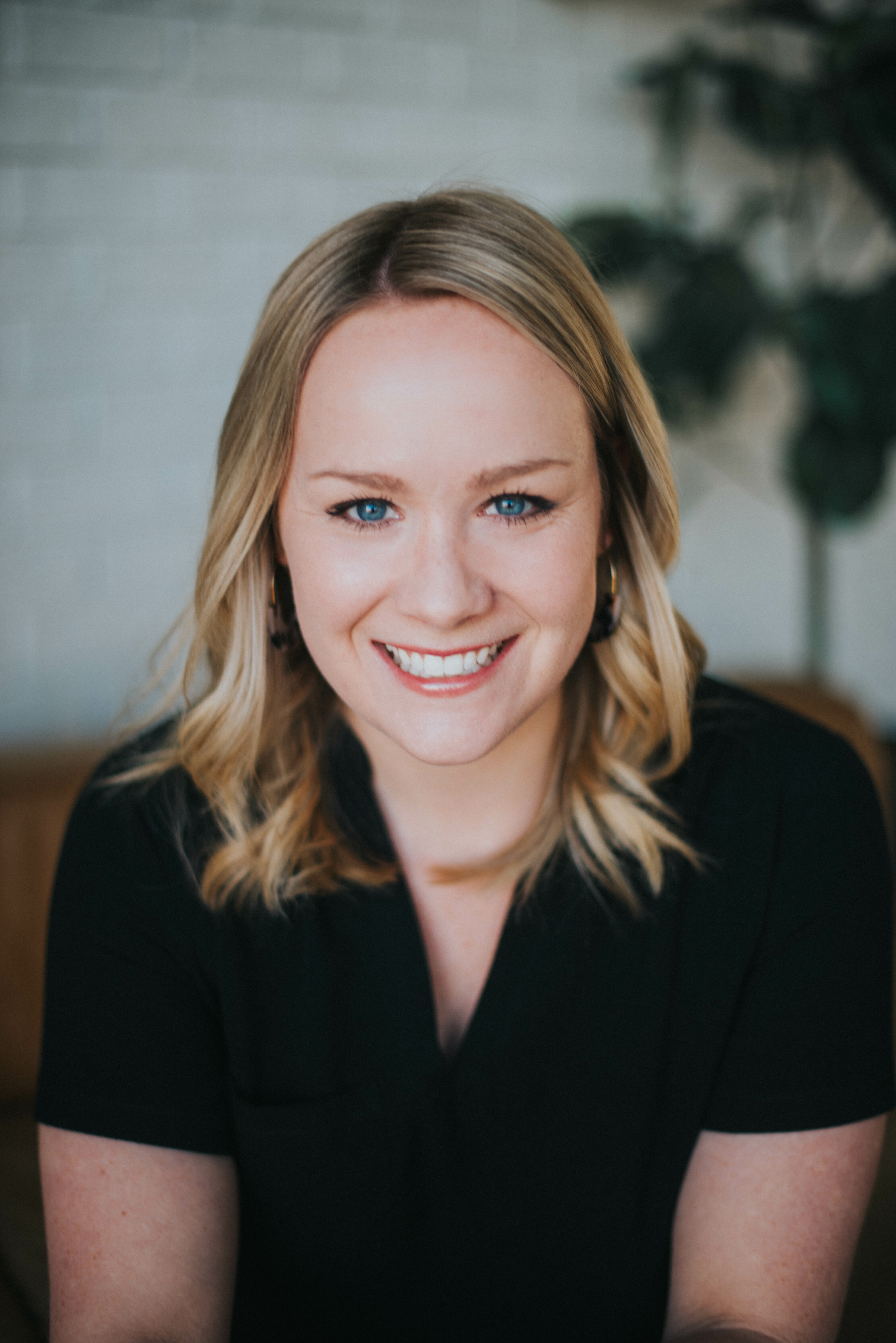 Hailey Lovelace,  in Kennewick, Professional Realty Services