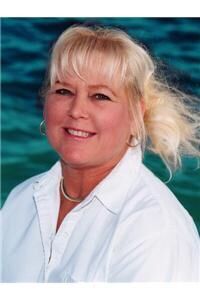 Barbara Edgar, Real Estate Salesperson in Islamorada, Circle