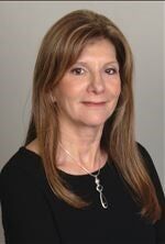 Laurie Staschover,  in Woodbury, Realty Connect