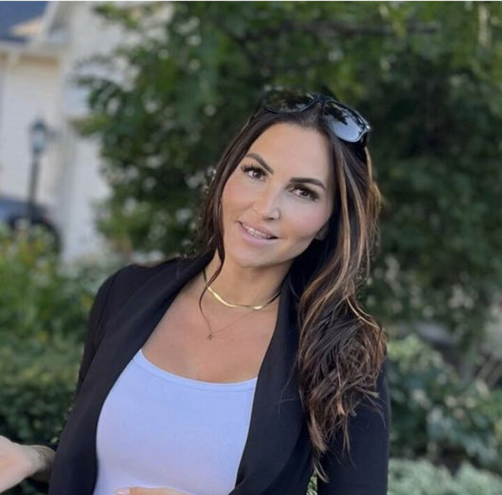 Kamila Sleiman,  in Ottawa, Coldwell Banker Sarazen Realty, Brokerage