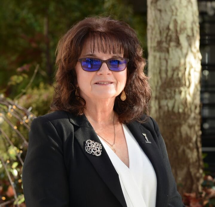 Christina Friscia-Hale, REALTOR in Raleigh, Commission Realty