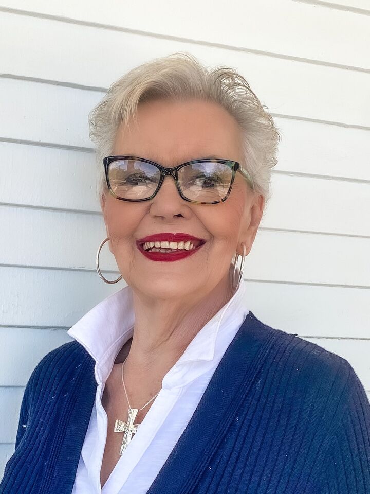 Jane Singleton, Real Estate Salesperson in Florence, McMillan and Associates