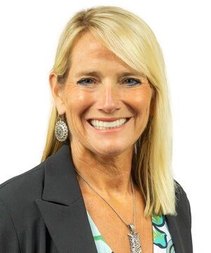 April Hugh, Real Estate Salesperson in Santa Maria, Masters