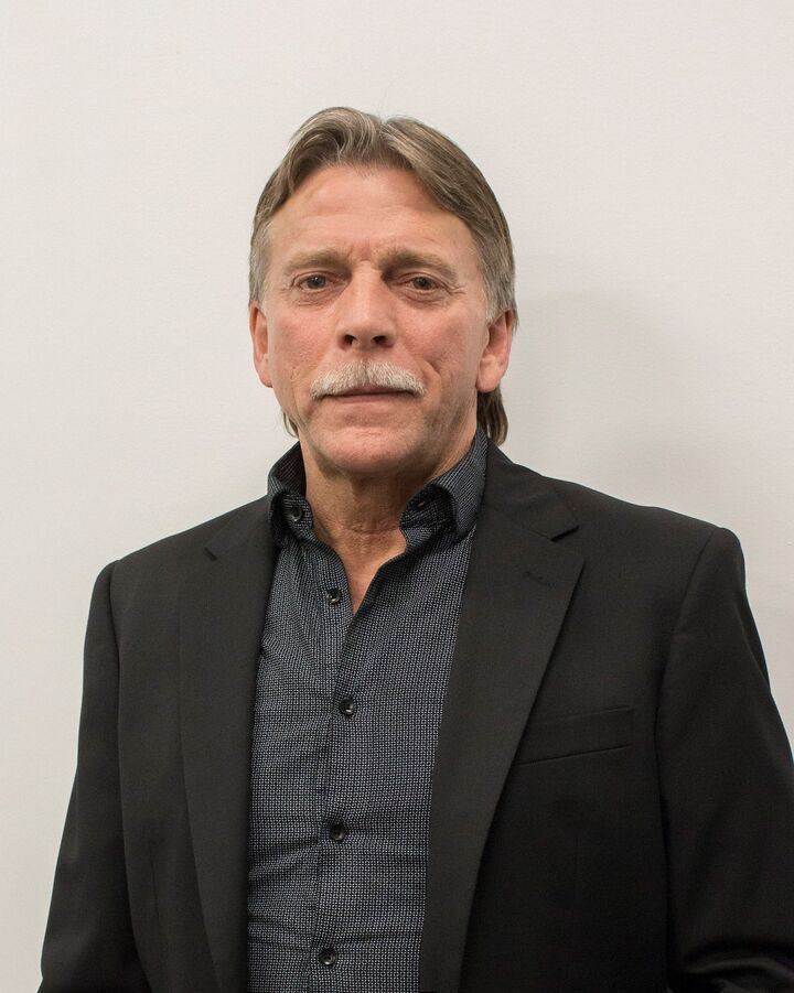 Tom Neufeld,  in Saskatoon, Coldwell Banker Signature