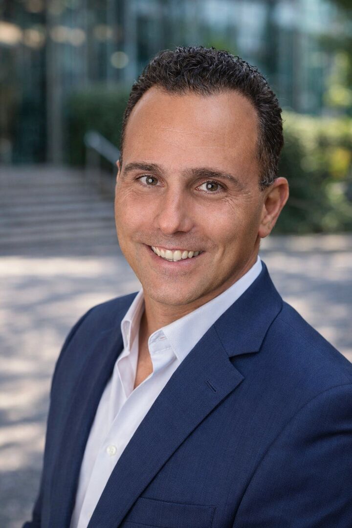 Michael Amoroso,  in Lyndhurst, Coccia Realty