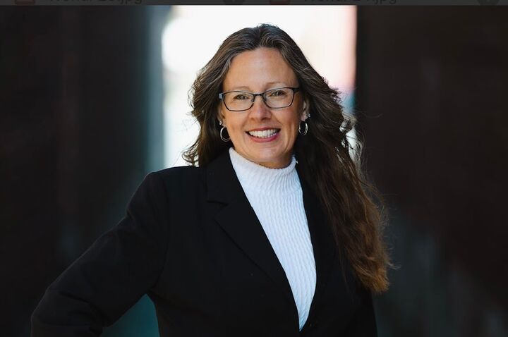 Wendi Kelly, Real Estate Salesperson in Midlothian, Realty @ Home