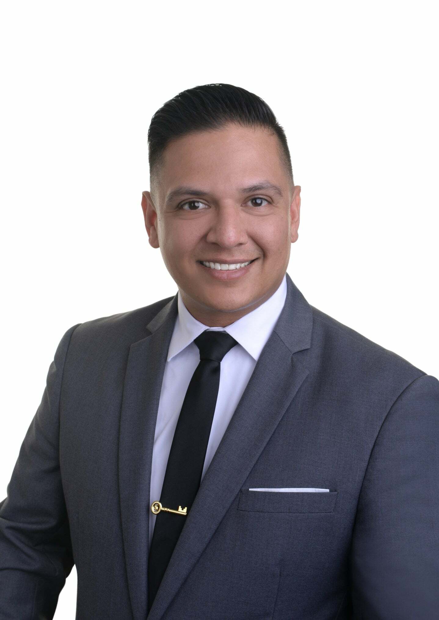 Sheldon Amezcua, Real Estate Salesperson in San Diego, West