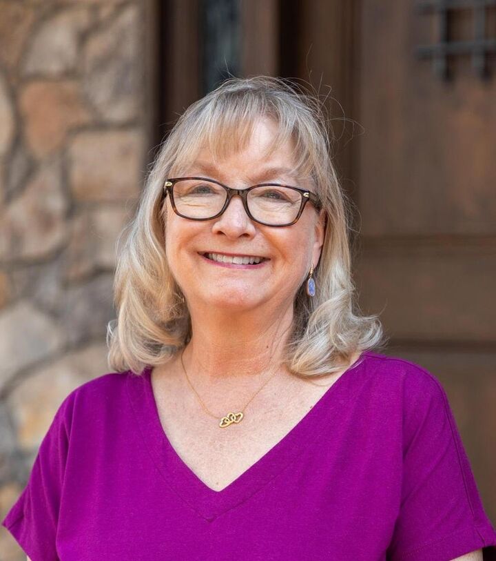 Suzi Wild, Associate Real Estate Broker in Payson, ERA Young Realty & Investment