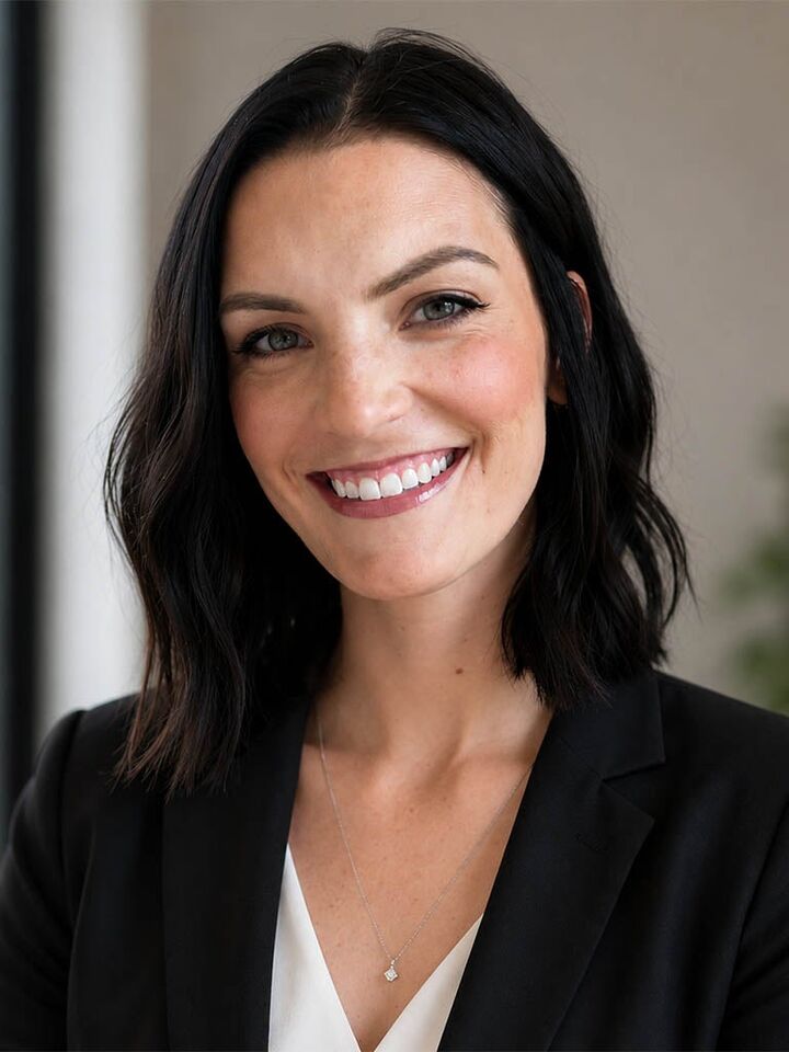 Jennah Lenz, Real Estate Salesperson in Fitchburg, Affiliated