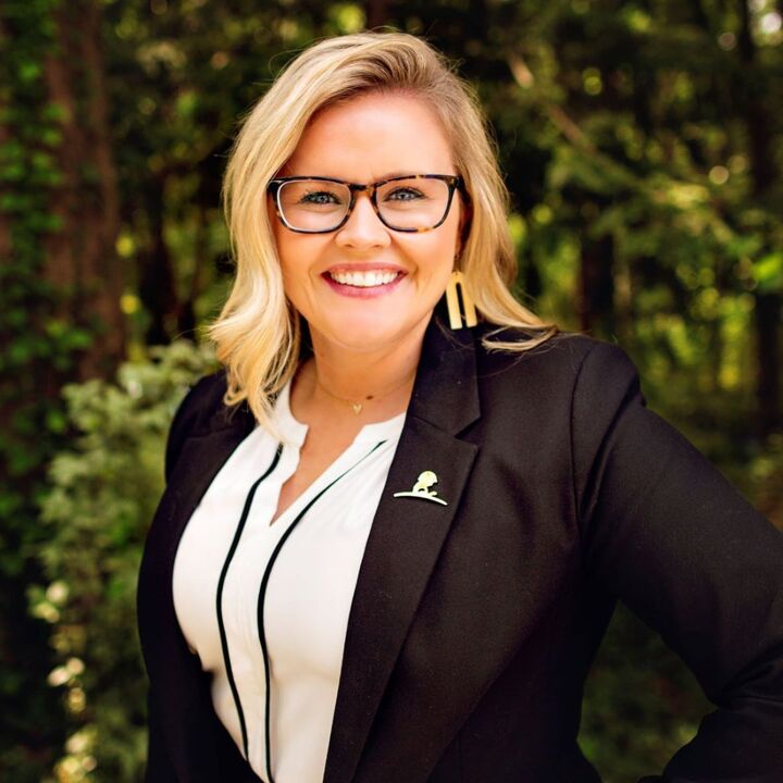 Angie Ware, Real Estate Broker in Collierville, Collins-Maury