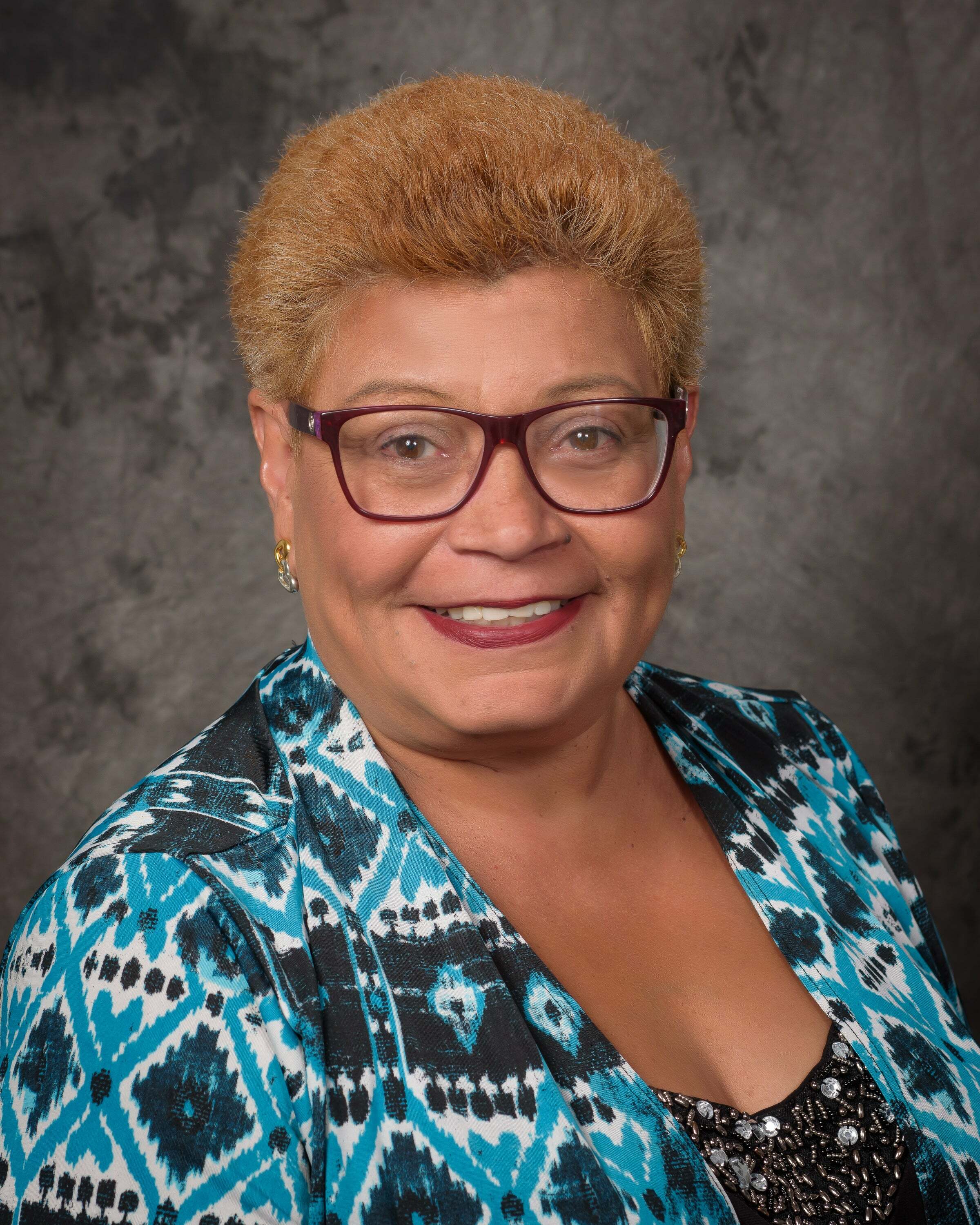 Maria Hernandez, Real Estate Broker/Real Estate Salesperson in Henderson, Americana