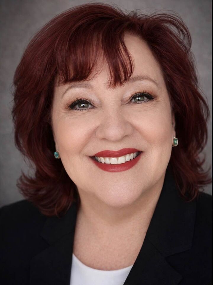 Brenda Miley, Associate Real Estate Broker in Granger, Affiliated