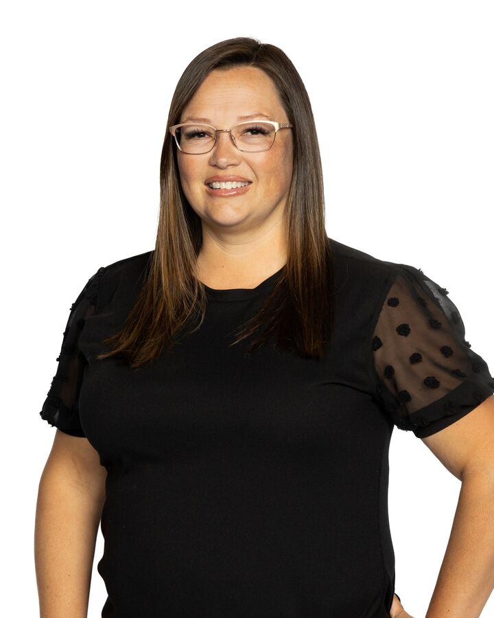 Chantelle Souther, Real Estate Salesperson in Lewiston, Price Right