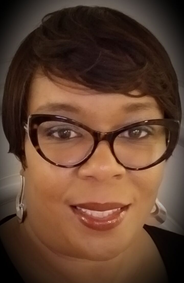 Evette Skinner,  in Bowie, Envision