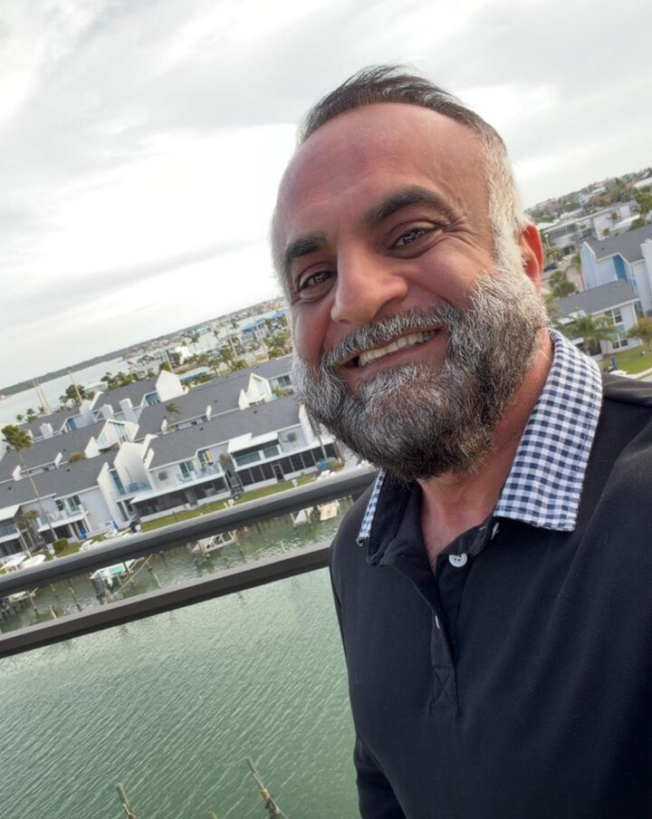 David Monfared, Real Estate Salesperson in Madeira Beach, Beggins Enterprises