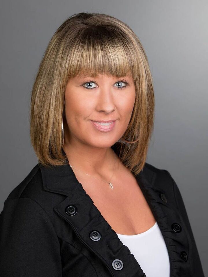 Michelle Bachman, Real Estate Salesperson in South Haven, Affiliated