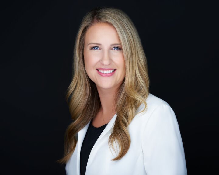 Thea Bauer, Real Estate Salesperson in Salem, Knipe Realty ERA Powered