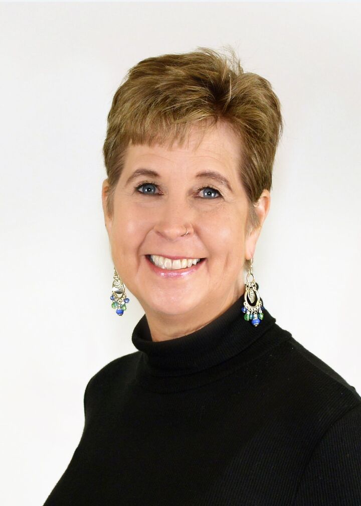 Molly Jenkins, Real Estate Salesperson in Tallahassee, Hartung