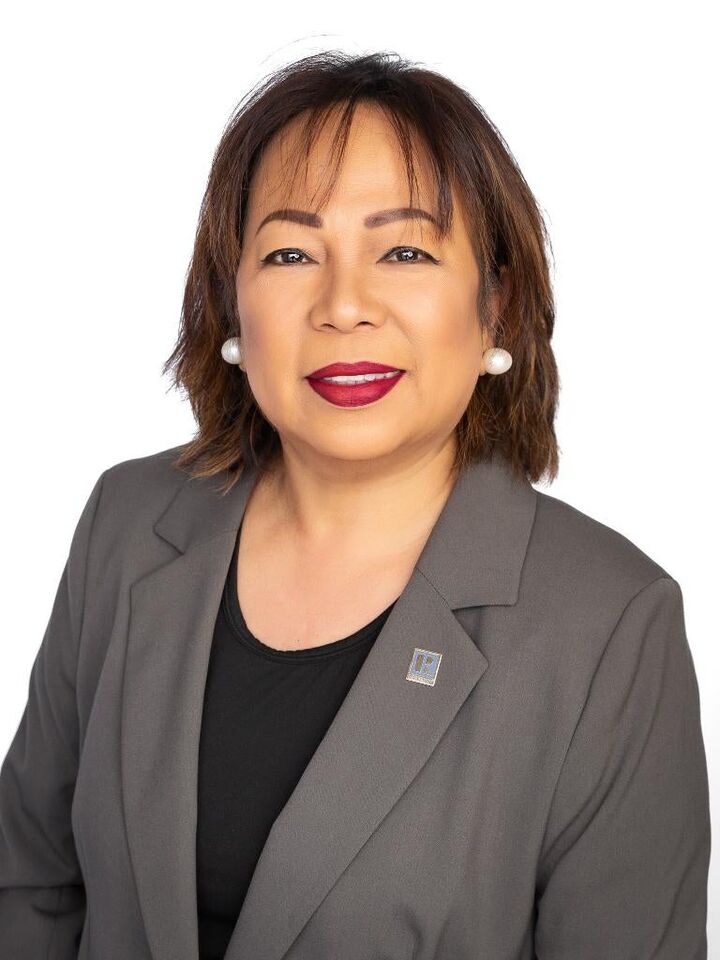 Victoria Buerger, Real Estate Salesperson in Oak Harbor, 360 Team