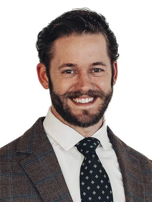 Aaron Medeiros, Real Estate Salesperson in Castro Valley, Masters
