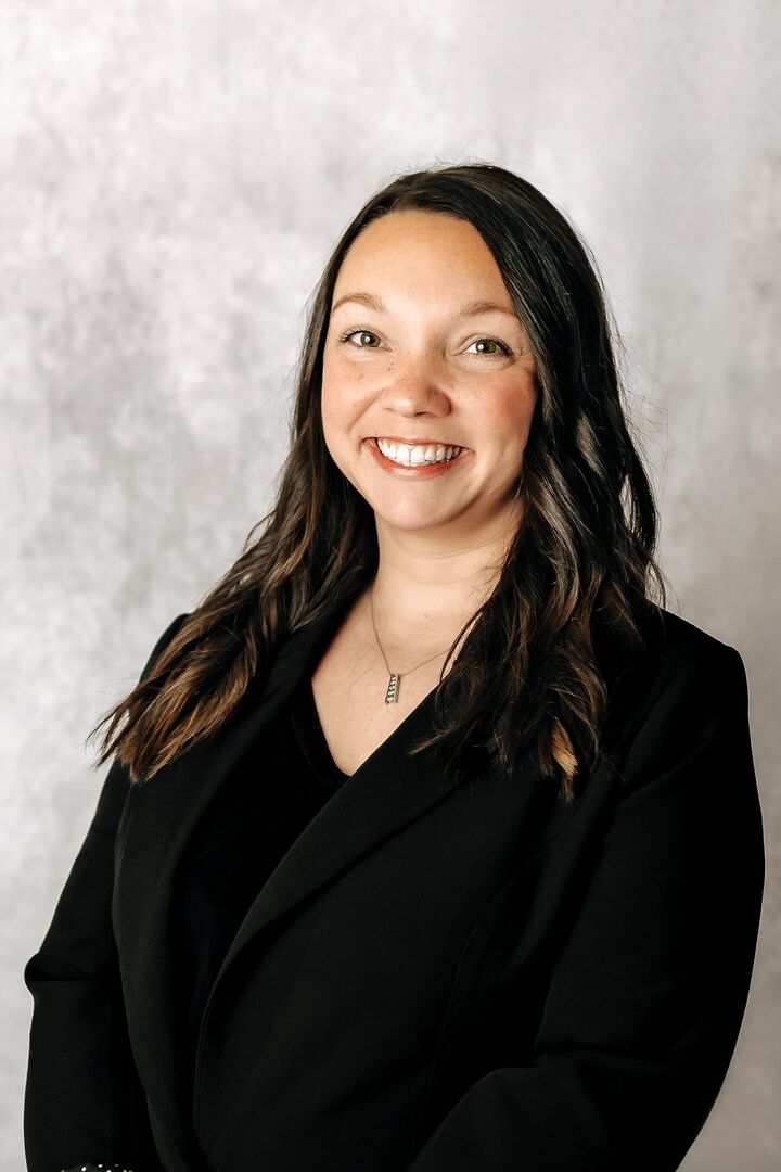 Chelsi Fisher, Real Estate Salesperson in Bloomington, Quest
