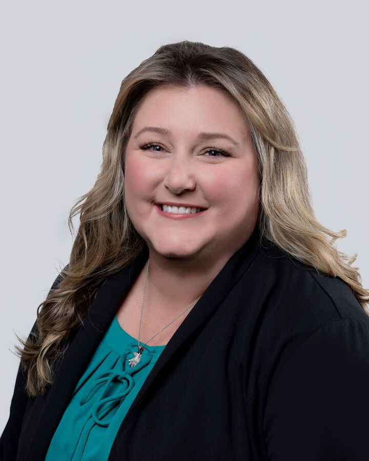 Stacy Gott, Real Estate Salesperson in Madeira Beach, Beggins Enterprises