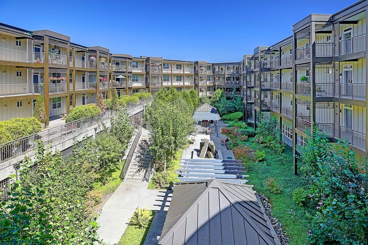 Property Photo:  7104  265th Street NW 318  WA 98292 
