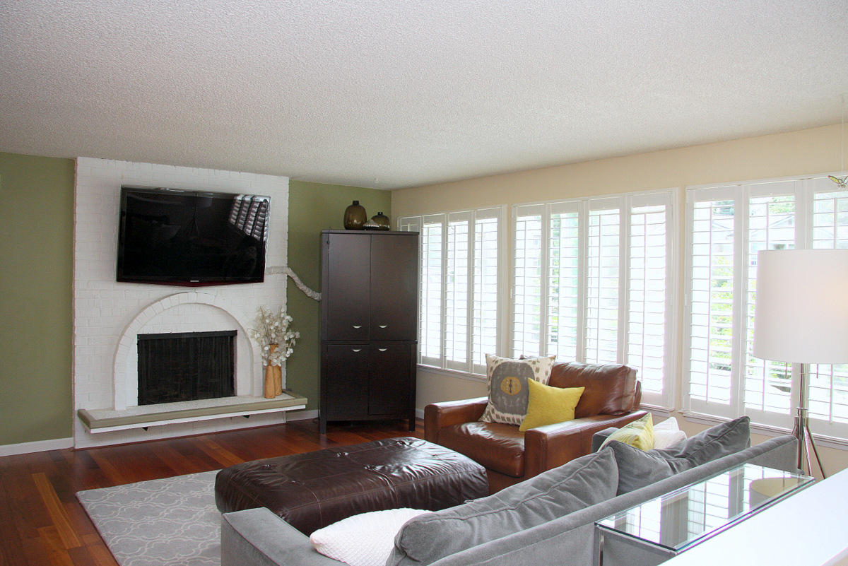 Property Photo: Living room 12616 NE 134th Place  WA 98034 