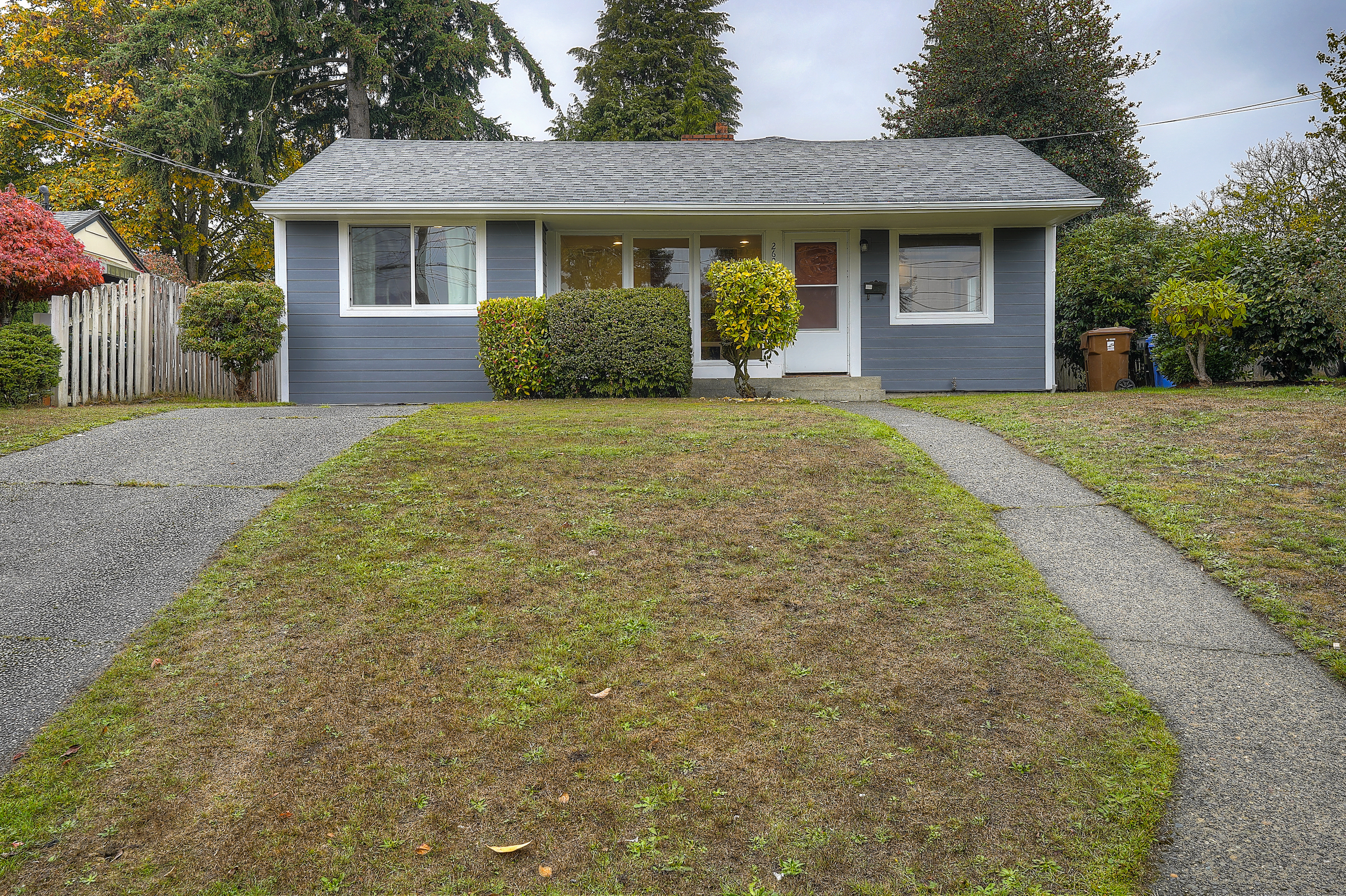 Property Photo:  2620 N Bennett St  WA 98407 