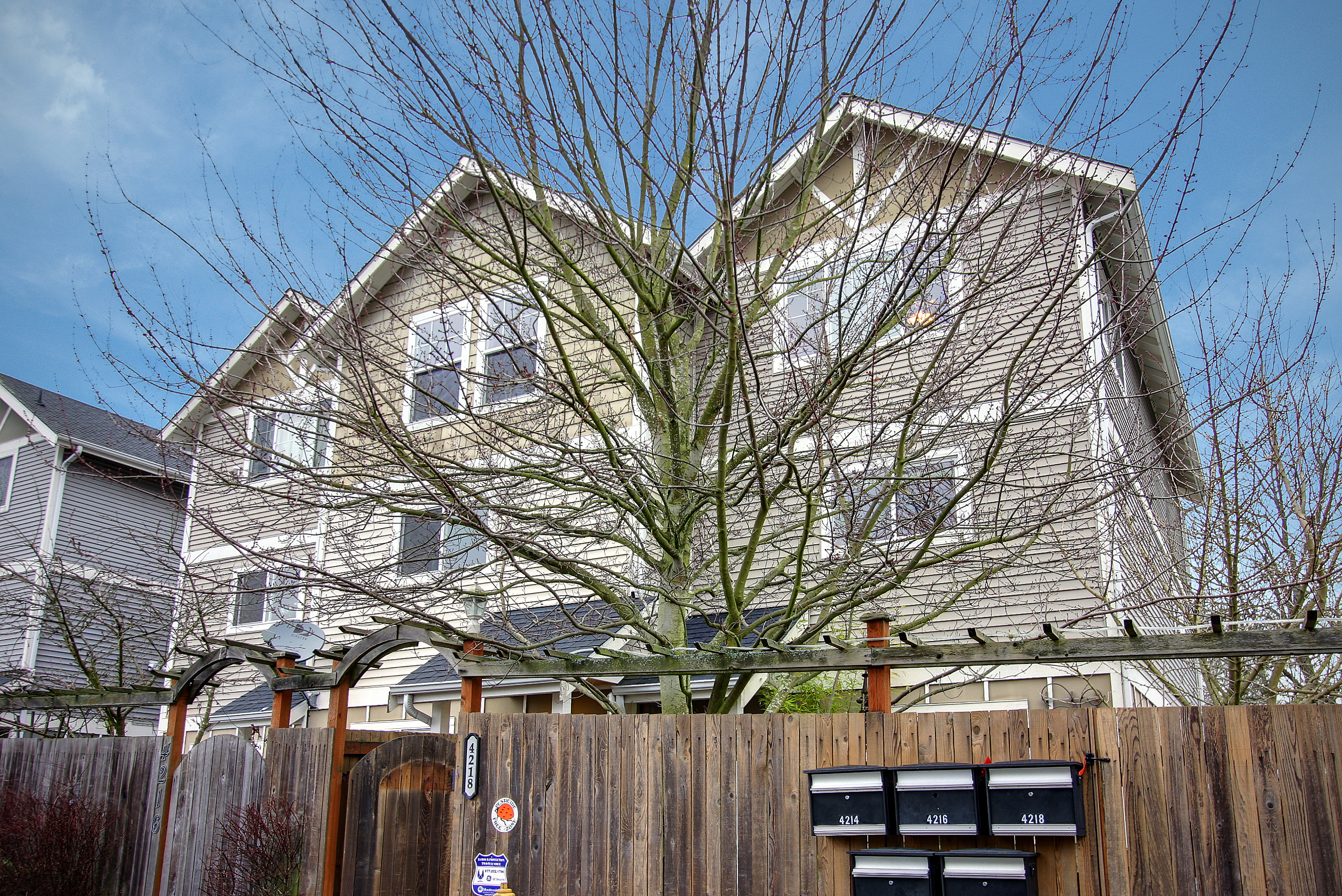 Property Photo:  4218 S Chicago St  WA 98118 