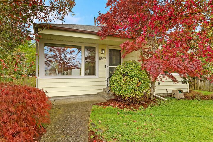 8507 19th Avenue NW  Seattle WA 98117 photo
