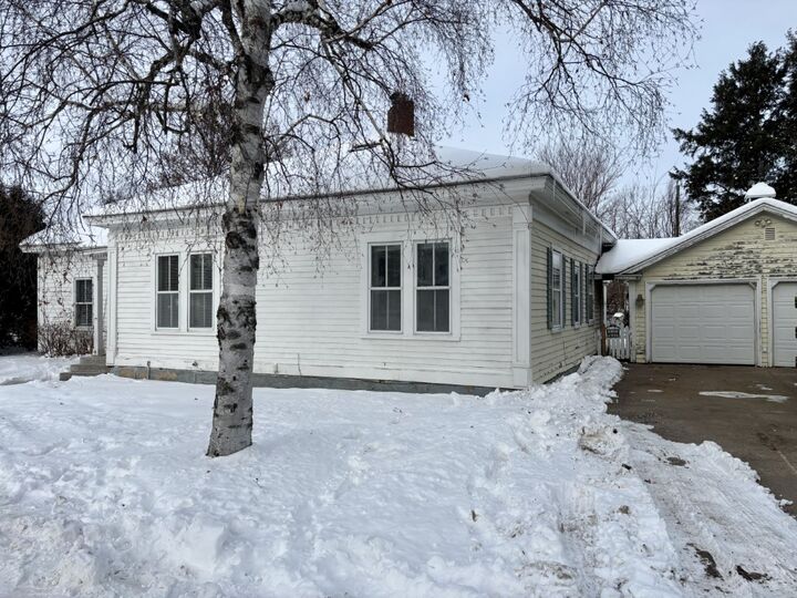 Property Photo:  1924 Main Street  WI 54481 