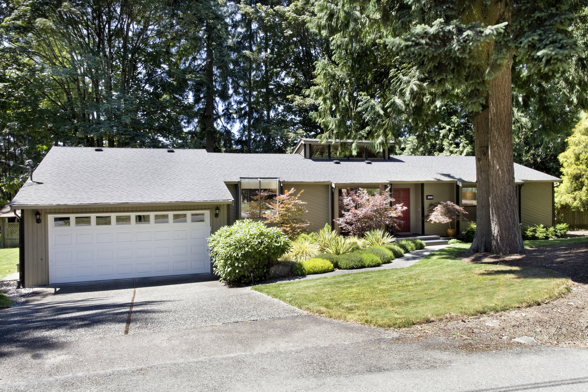 Property Photo: Form and function 13313 69th Ave NE  WA 98034 
