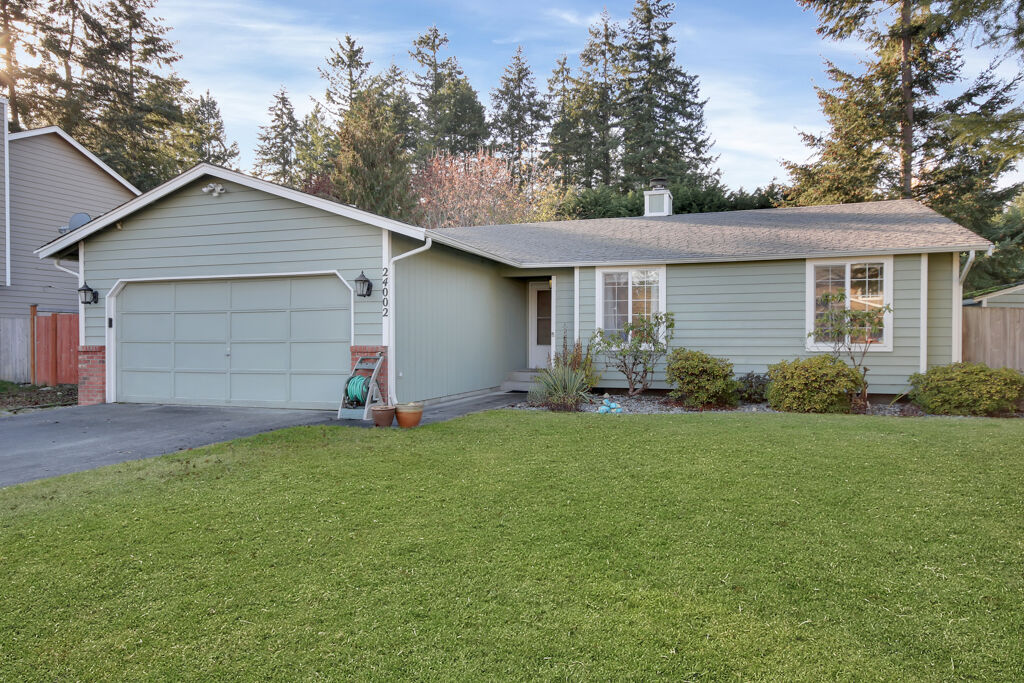 Property Photo: 24002 70th Av Ct E WA 98338
