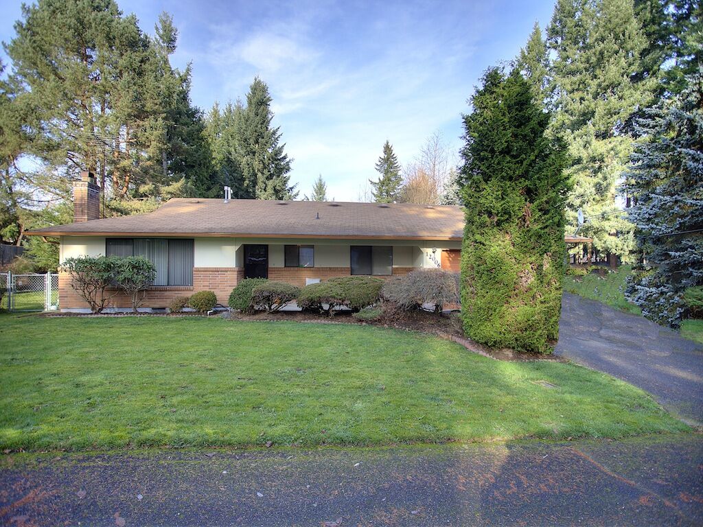 Property Photo: 12006 78th St E WA 98373