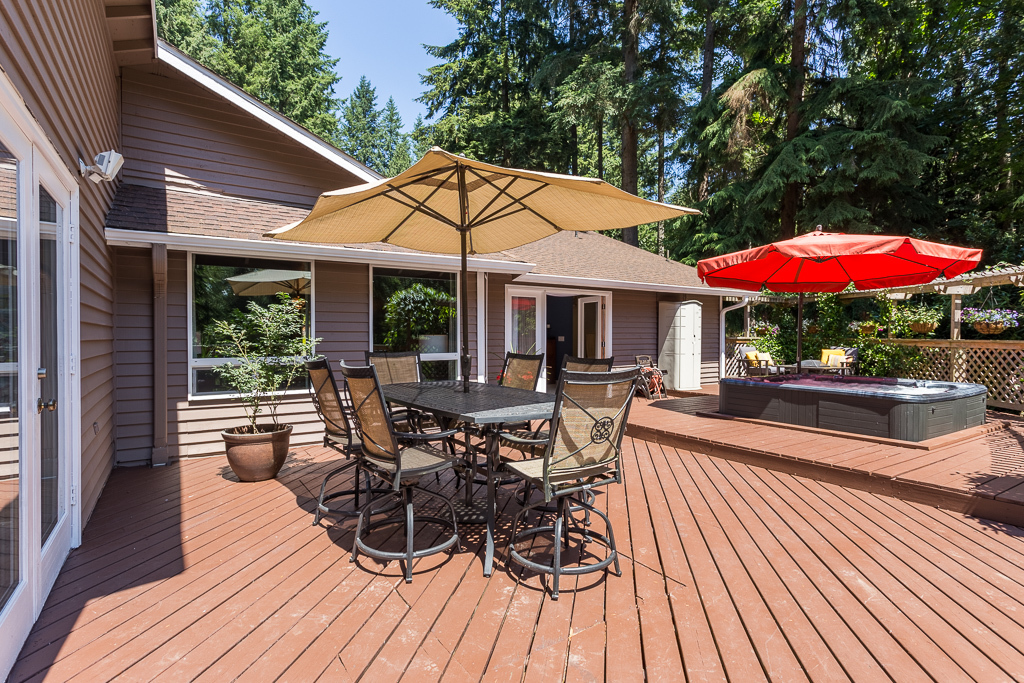 Property Photo:  19101 NE 140th Place  WA 98077 