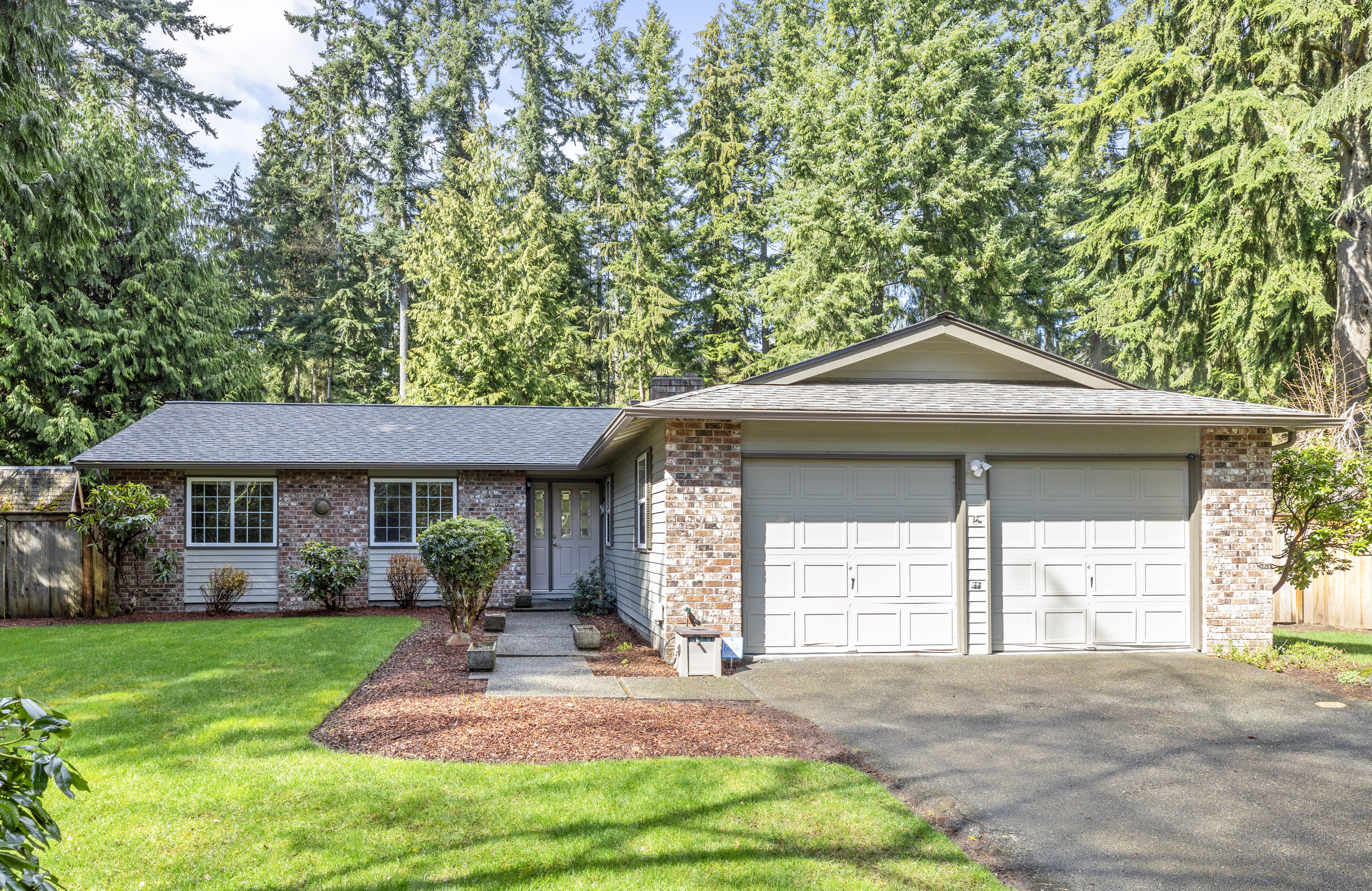 Property Photo:  5307 133rd St SW  WA 98026 