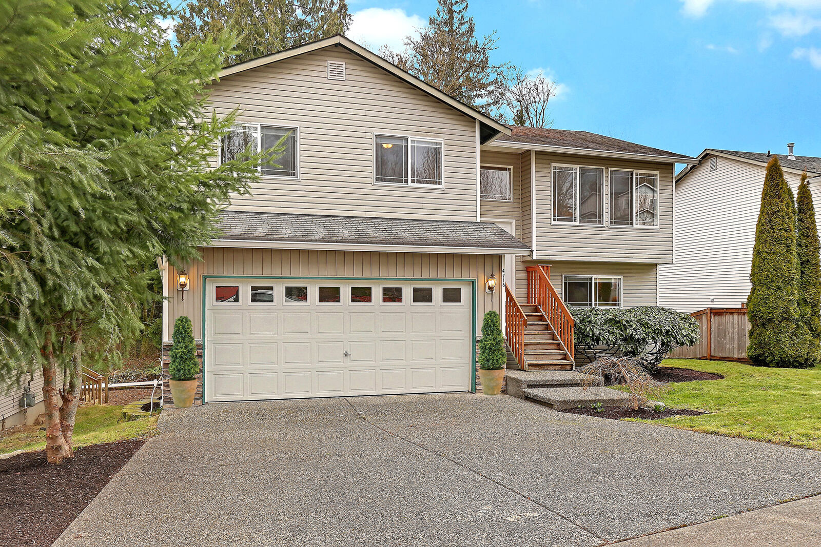 Property Photo:  4716 72nd Dr NE  WA 98270 
