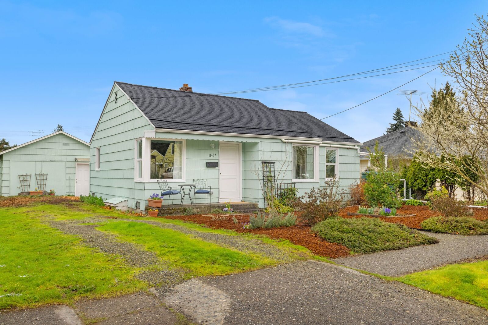 Property Photo: 11437 Cornell Avenue S WA 98178