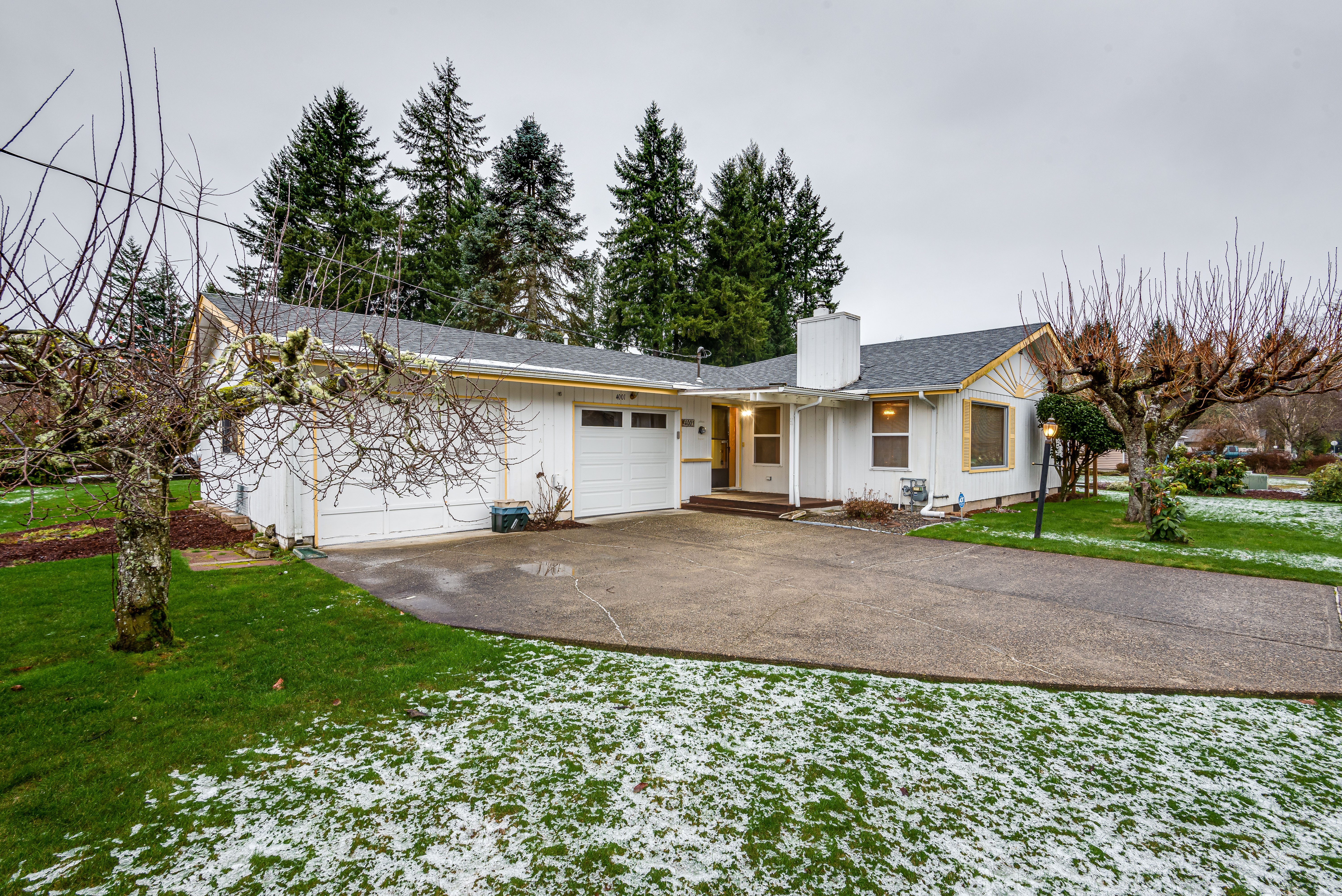 Property Photo:  4001 Pifer St SE  WA 98501 