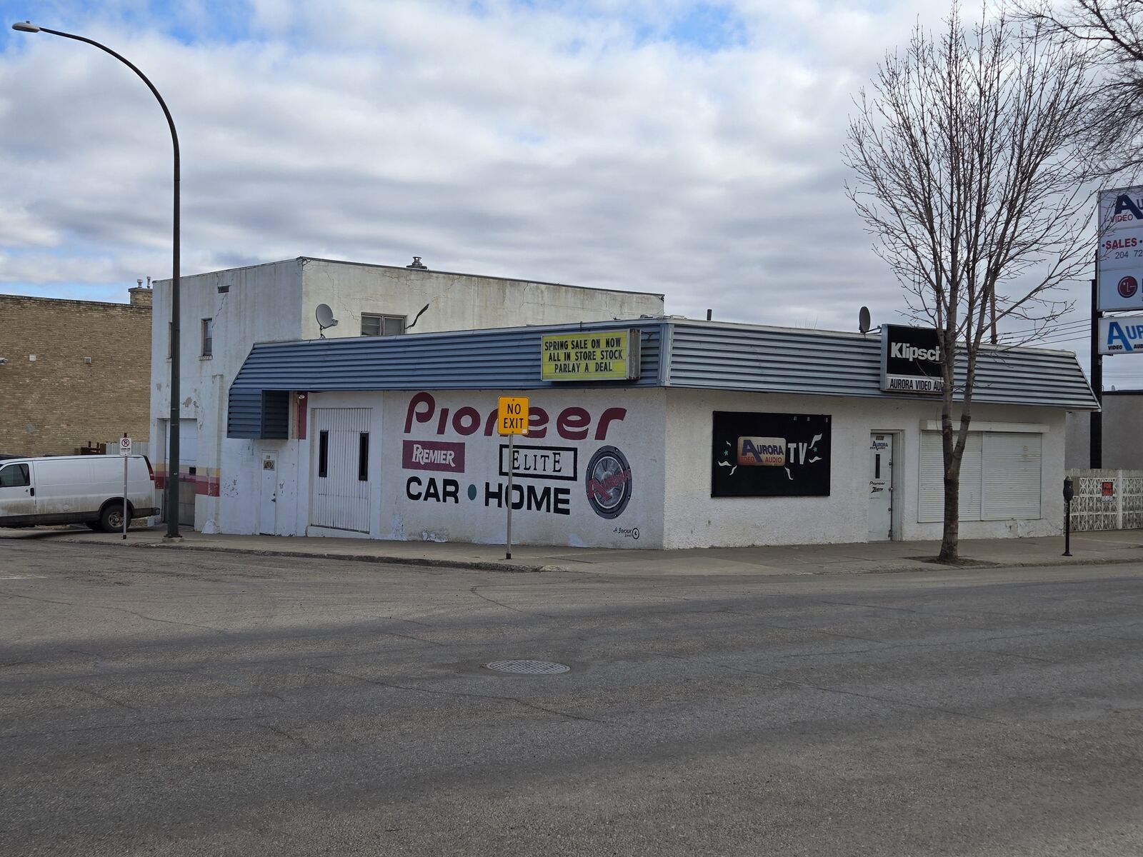 Property Photo:  1139 Rosser Avenue  MB R7A 0L8 