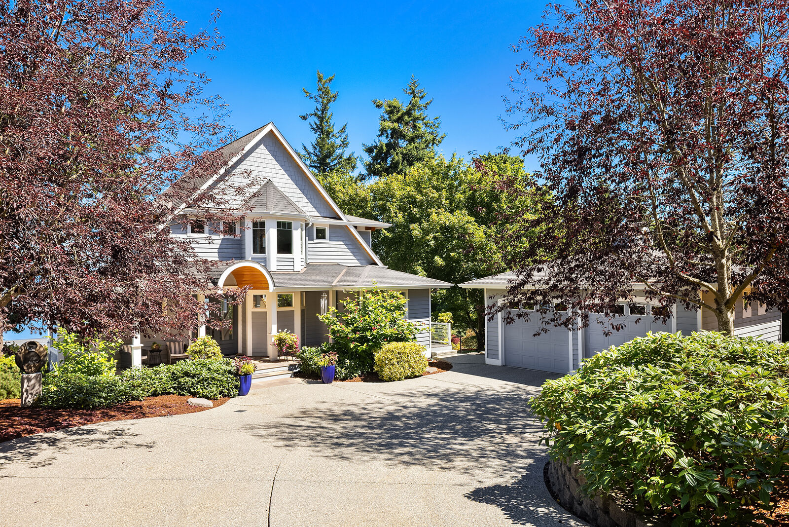Property Photo:  715  Tillicum Way  WA 98282 