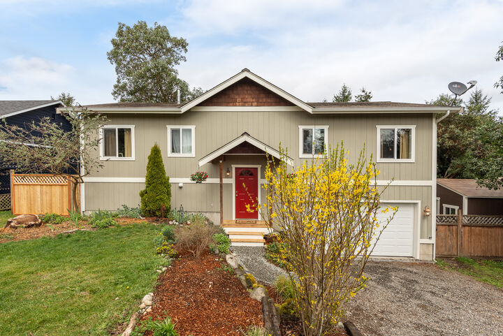 7624 SW 257th St  Vashon WA 98070 photo Affordable on Vashon