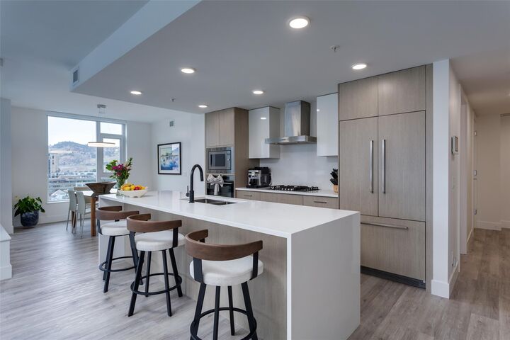 Property Photo: 1588 Ellis Street 1109 BC V1Y 0H1