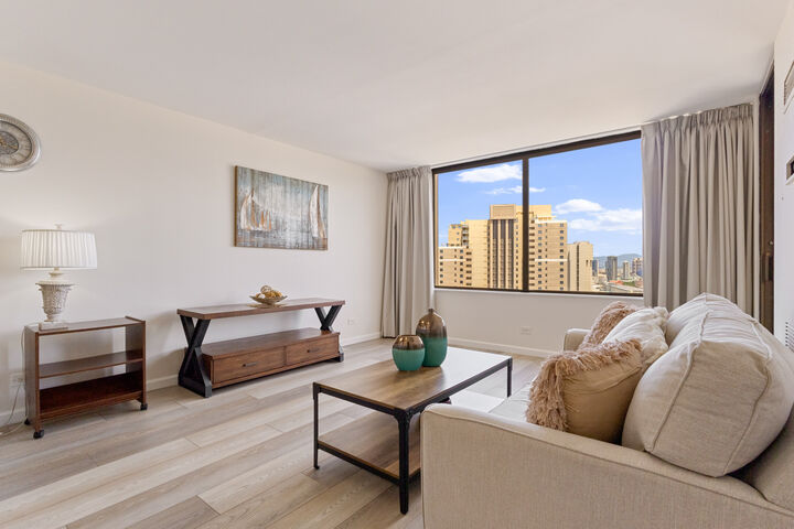 Property Photo:  411 Hobron Lane 3402  HI 96815 