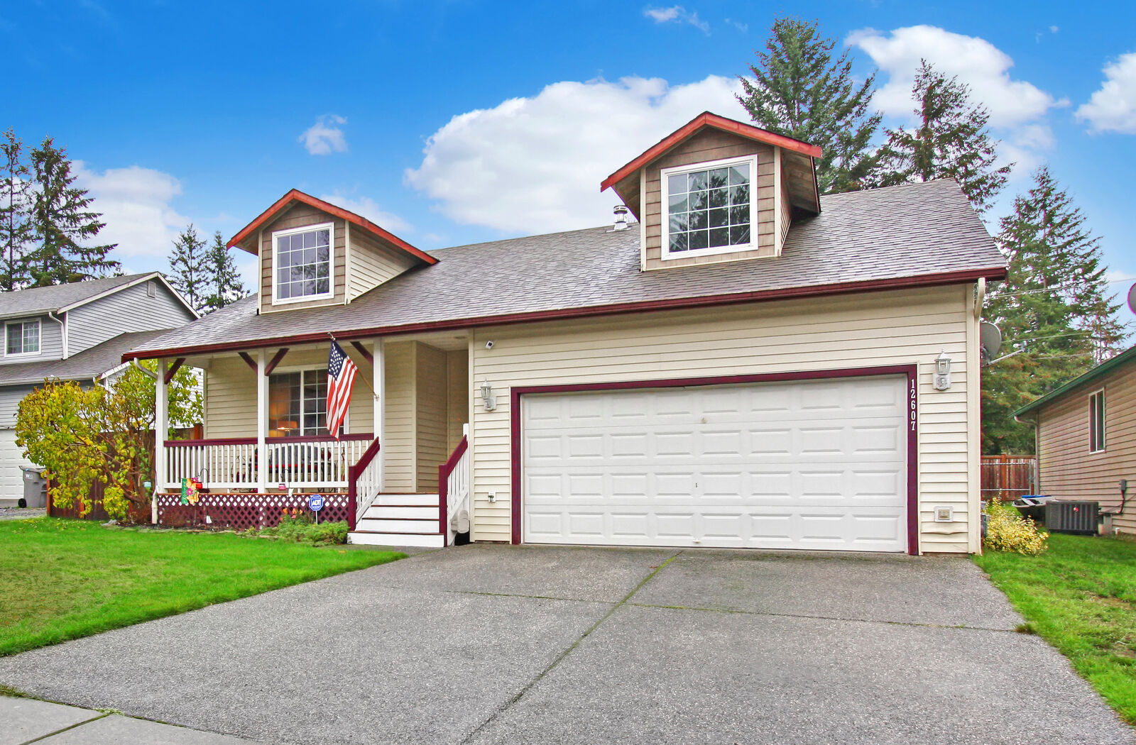 Property Photo:  12607 50th Dr NE  WA 98271 