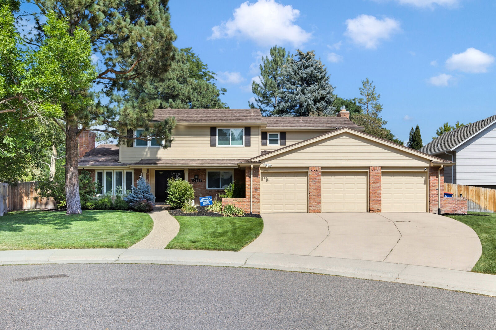 Property Photo:  10885 E Crestline Place  CO 80111 