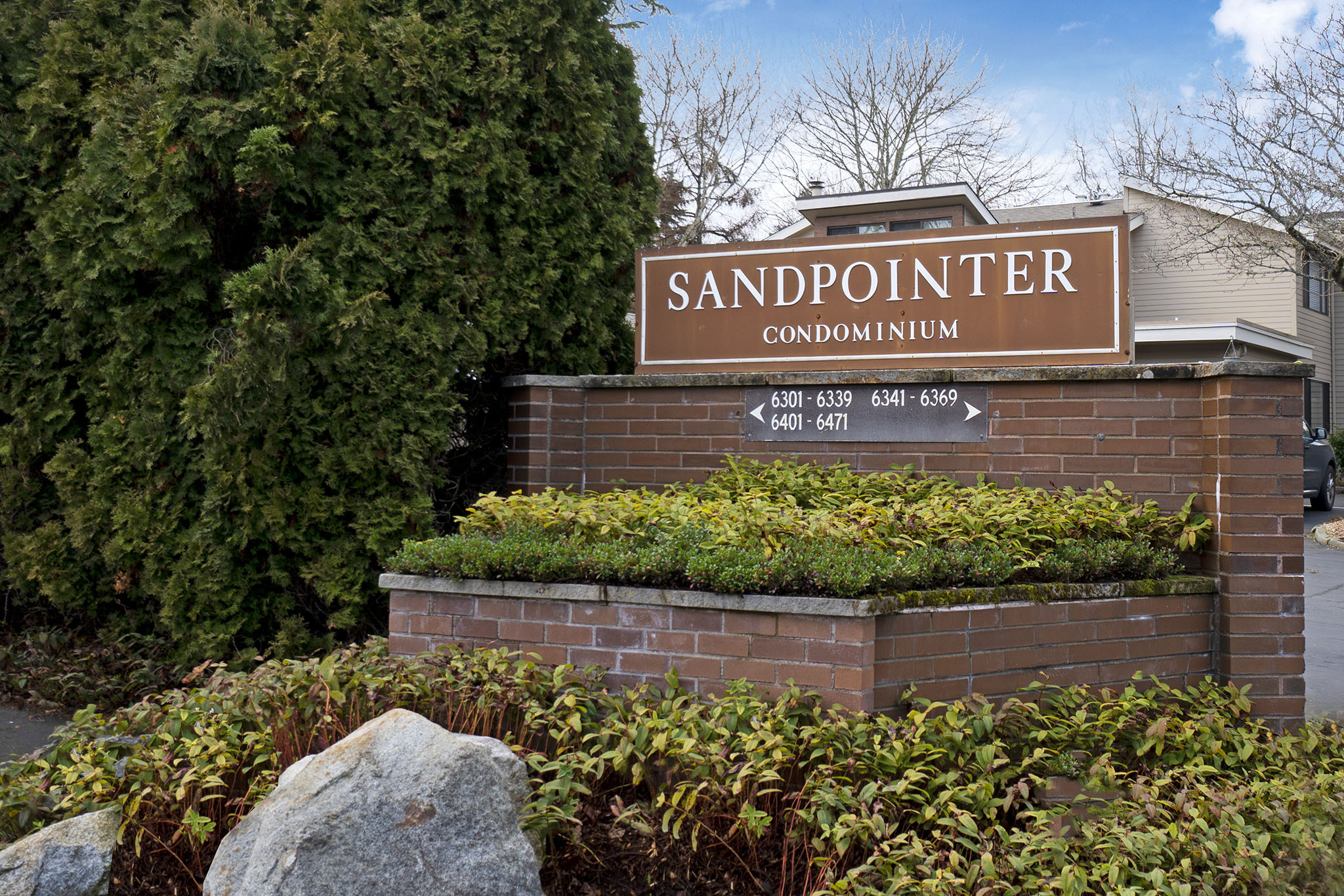 Property Photo: Sandpointer 6435 Sand Point Way NE  WA 98115 